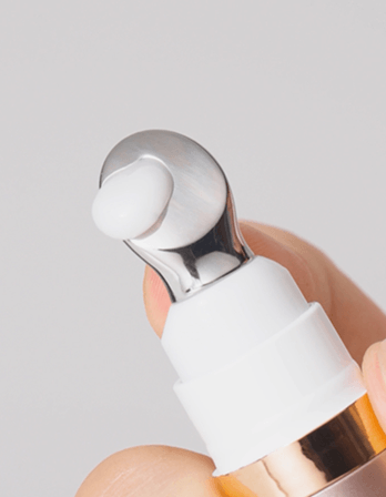 RIMAN ICD Radiansome 100 Microfluidizer Concentrate dispensing from the applicator tip.